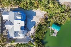 1660 16th St E, Boca Grande, FL 33921