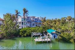 1660 16th St E, Boca Grande, FL 33921