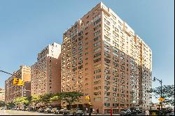 25 Sutton Place South 20J In Midtown East, New York