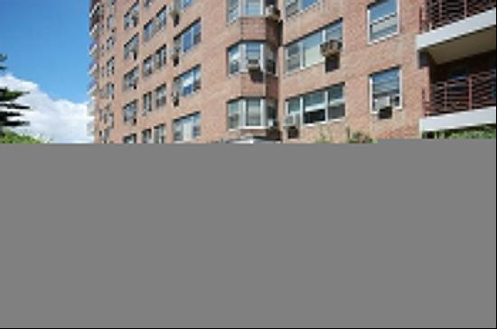 3515 Henry Hudson Pkwy W 4G In Riverdale, New York