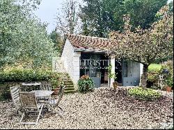 Idyllic farmhouse with outbuildings in the Loire valley with 4 hectares of land