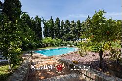 LUXURY VILLA WITH POOL FOR SALE IN MARCHE