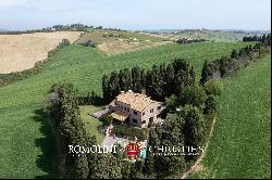 LUXURY VILLA WITH POOL FOR SALE IN MARCHE