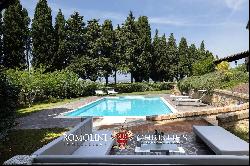 LUXURY VILLA WITH POOL FOR SALE IN MARCHE