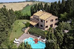 LUXURY VILLA WITH POOL FOR SALE IN MARCHE