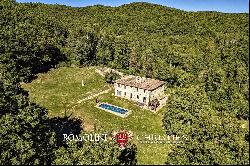 TUSCAN FARMHOUSE FOR SALE IN SIENA, ABBEY OF ST. GALGANO