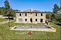 TUSCAN FARMHOUSE FOR SALE IN SIENA, ABBEY OF ST. GALGANO