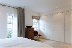 Denning Mews, London, SW12 8QT