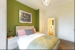 Nevern Square, Earl's Court, London, SW5 9NN