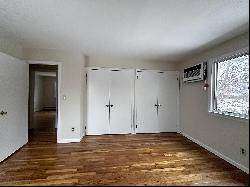 25 Acacia Ter Unit 1, New Rochelle NY 10805