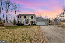 5802 S Cedar Ridge Ln, Fredericksburg VA 22407