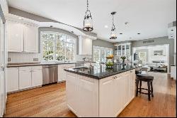 4 Green Lane, Sherborn MA 01770