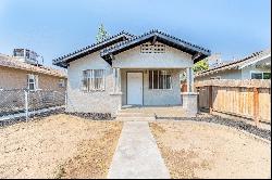 3137 E Townsend Avenue, Fresno CA 93702