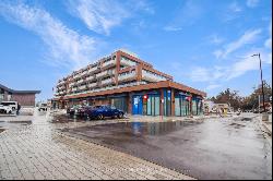 215 Lakeshore Road W Unit 437, Mississauga ON L5H0A9