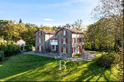 SAINT-PeE-SUR-NIVELLE / ASCAIN, VERY NICE PROPERTY IN A QUIET AREA, 8.5 HA OF LAND