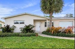 555 Lee Avenue, Satellite Beach FL 32937