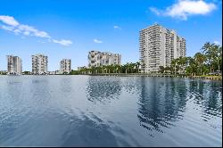 18151 NE 31st Ct Unit 305, Aventura FL 33160