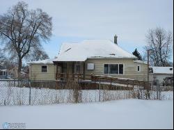 205 1st Street S, Fairmount ND 58030