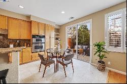 8 El Capitan Ct, Alameda CA 94501