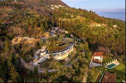 Exclusive Design Villa with swimmingpool and unique panorama over Lake Garda