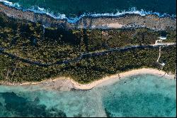 Bottom Harbour Beachfront, Whale Point, EL