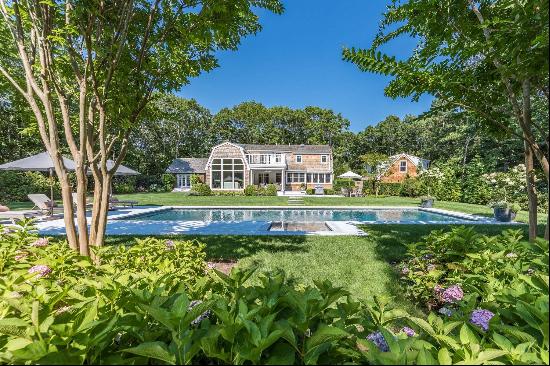 Quiet Luxury in Sagaponack With Easy Access to Beach and Town