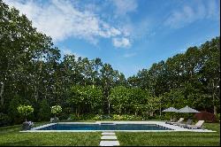 Quiet Luxury in Sagaponack With Easy Access to Beach and Town