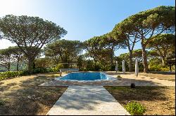 Large property with privacy and sea views in Llavaneres - Costa BCN