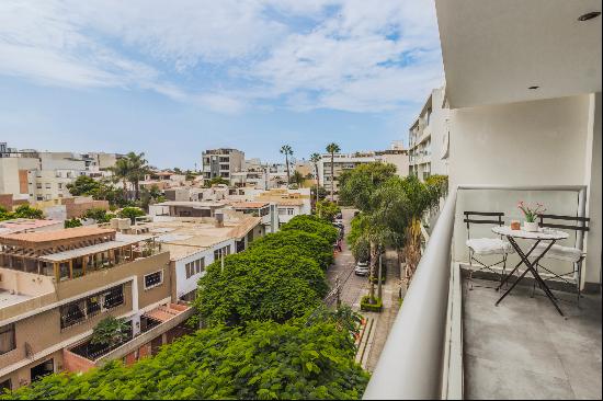 Experience the Best of Barranco in This Stunning 144 m² Flat!