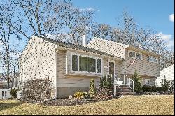 50 Island Park Avenue, Ramsey, NJ 07446