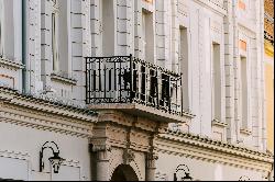 House with Atlantes, in Timi?oara's Historical Center