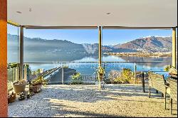 Gerra: elegant & modern apartment for sale with terrace & magnificent view of Lake Maggio