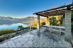 Gerra: elegant & modern apartment for sale with terrace & magnificent view of Lake Maggio