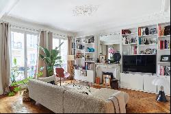 Sale - Apartment Paris 16th (Porte-Dauphine)