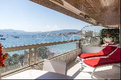 Cannes - Croisette - 3-room apartment with panoramic sea view