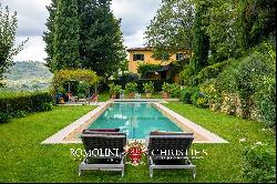 BOUTIQUE WINERY WITH 3.6 HA OF VINEYARDS FOR SALE IN FIESOLE, FLORENCE