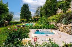 BOUTIQUE WINERY WITH 3.6 HA OF VINEYARDS FOR SALE IN FIESOLE, FLORENCE