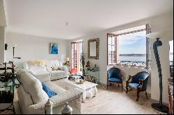 CIBOURE, 103 sqm APARTMENT, BEAUTIFUL VIEW OF THE PORT