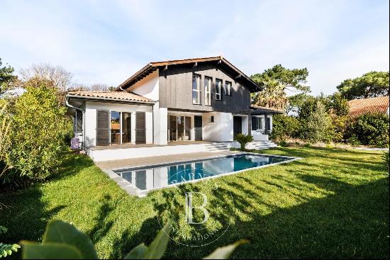 ANGLET, GOLF COURSE L'IMPeRATRICE, COMPLETELY RENOVATED HOUSE WITH SWIMMING POOL