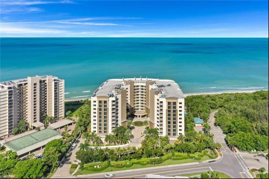 11125 Gulf Shore DR, #PH-1, Naples, FL, 34108, USA