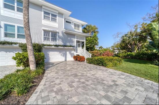 744 Beach View Dr, Boca Grande, FL 33921