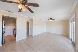 5092 Beach Drive Se D, ST PETERSBURG, FL, 33705