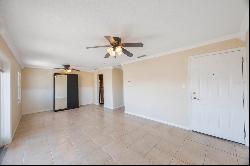 5092 Beach Drive Se D, ST PETERSBURG, FL, 33705