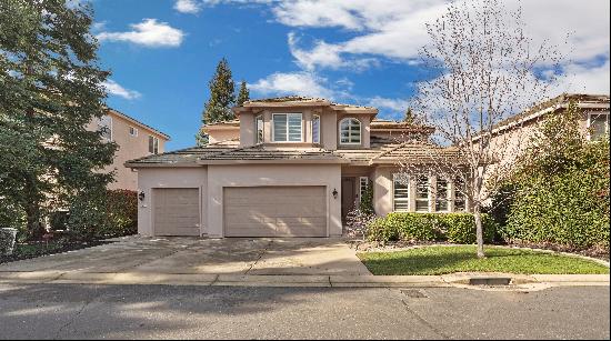 4255 Olga Lane, Fair Oaks, CA 95628