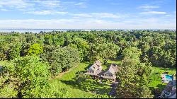 Serene Retreat in Greens Farms Neighborhood