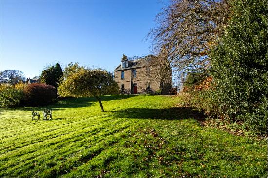 The Old Manse, Manse Lane, St Cyrus, Kincardineshire, DD10 0AH