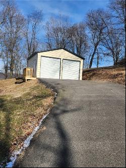 5705 Grant St, Murrysville PA 15632