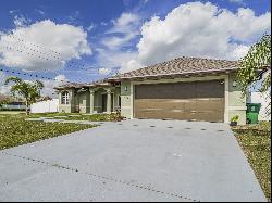 1297 SW Ackard Avenue, Port Saint Lucie FL 34953