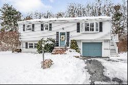 22 Mulberry Road, Salem NH 03079