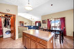 1349 N Lake Edge Cir, Goddard KS 67052